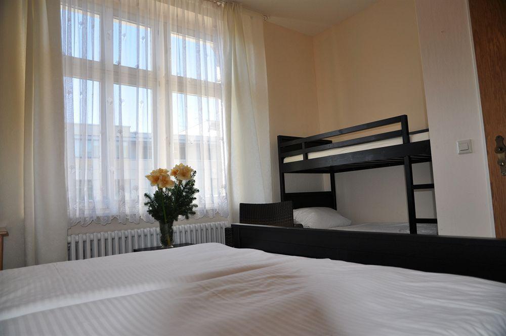 Gasthuis Hotel-pension Charlottenburg *