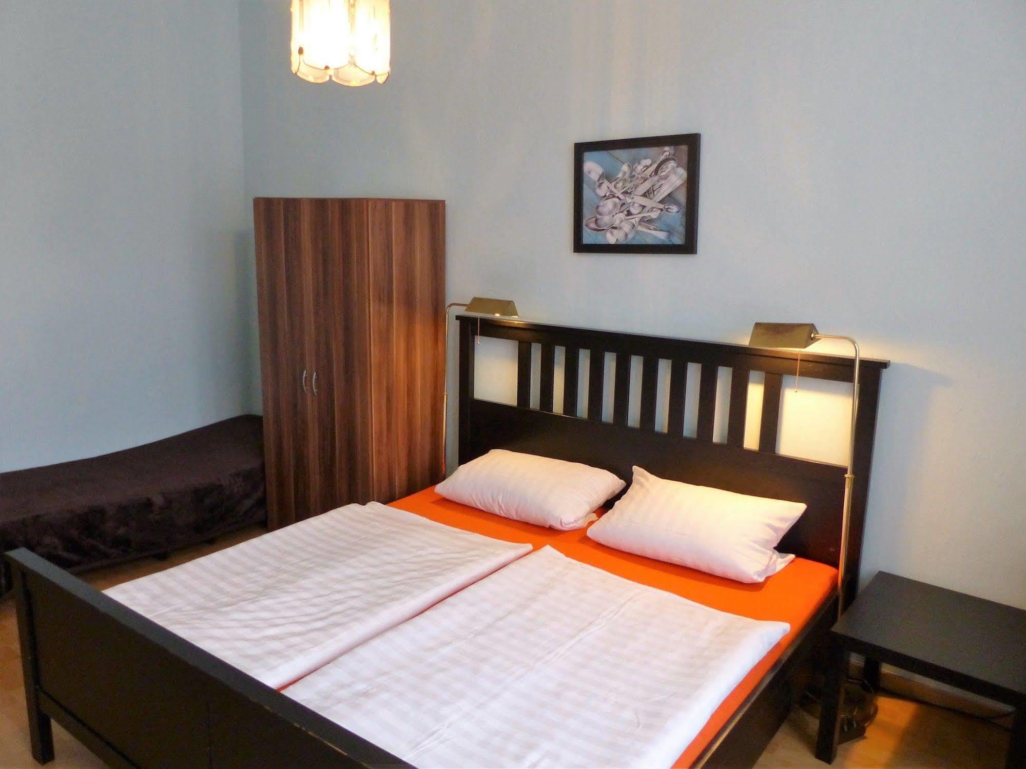Gasthuis Hotel-pension Charlottenburg *